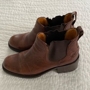 Cole Haan Timeless  Chelsea Leather Women's Booties 9